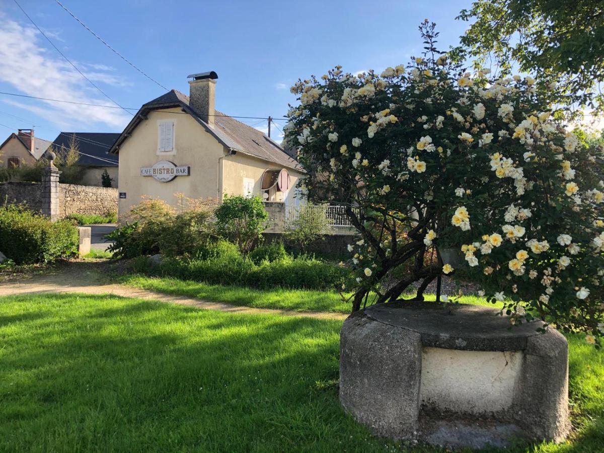 Les Hortensias Espoey Exterior photo